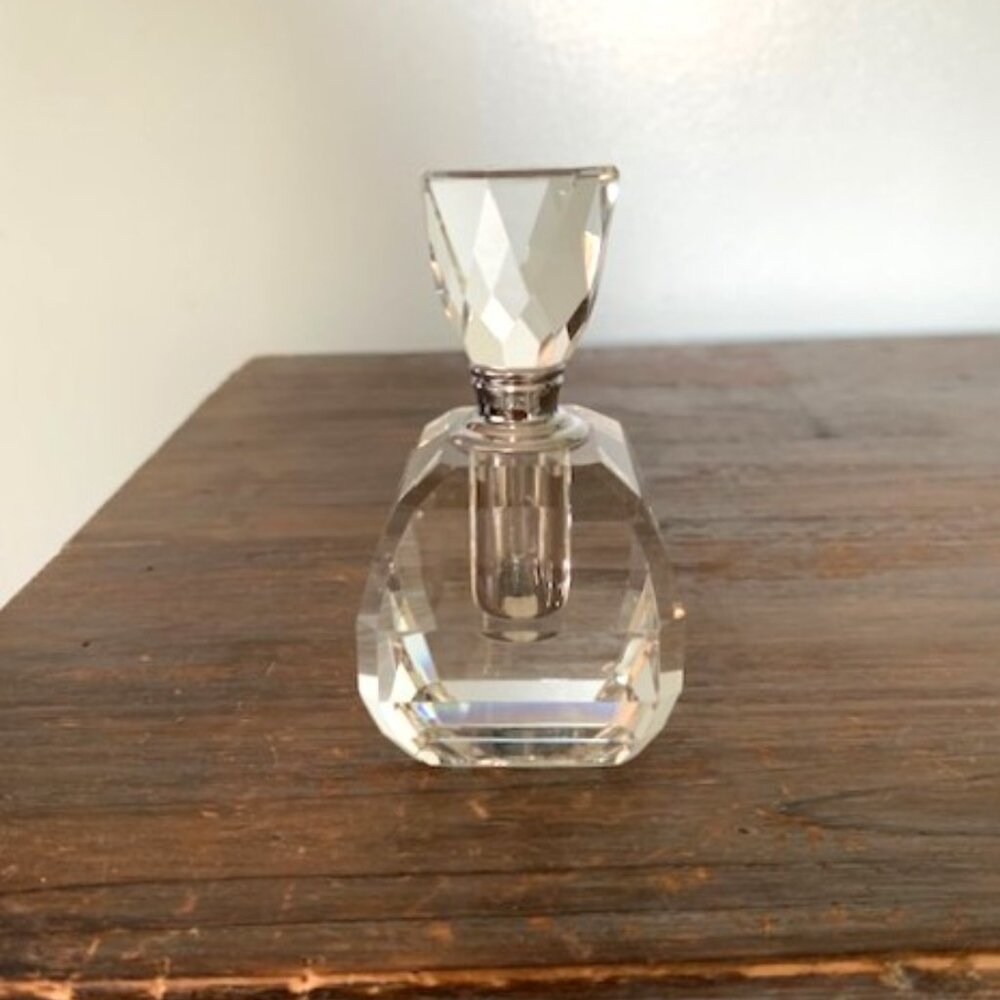 Mikasa "Crosby" Crystal Perfume Bottle - Picture 4 of 7